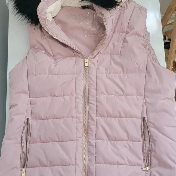 Calvin Klein Performance Puffer Vest - Picture 1 of 6